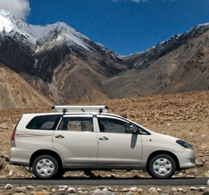 manali to leh ladakh taxi service